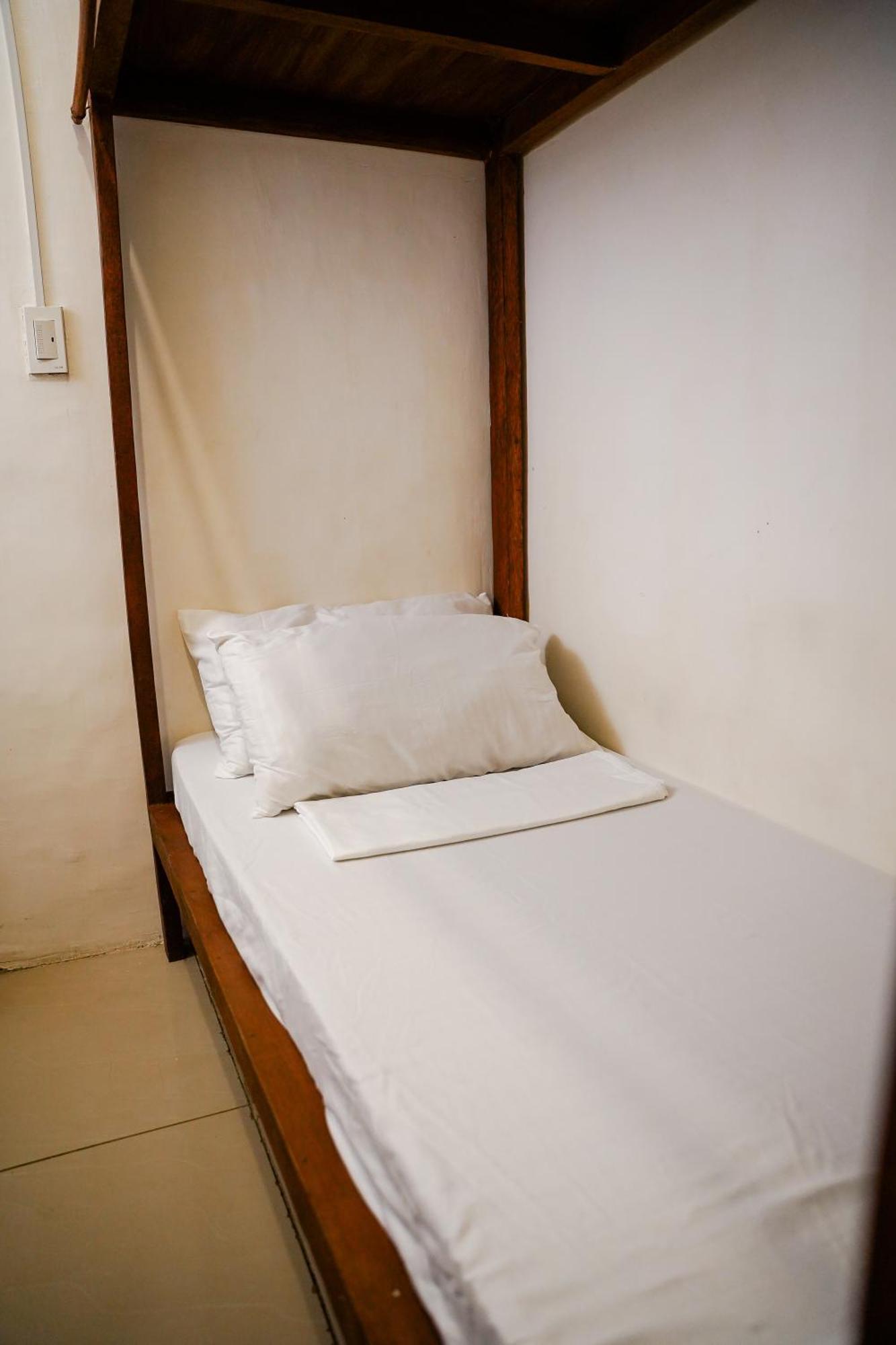 Yes Surf Siargao Hostel เจเนอรัลลูนา ภายนอก รูปภาพ