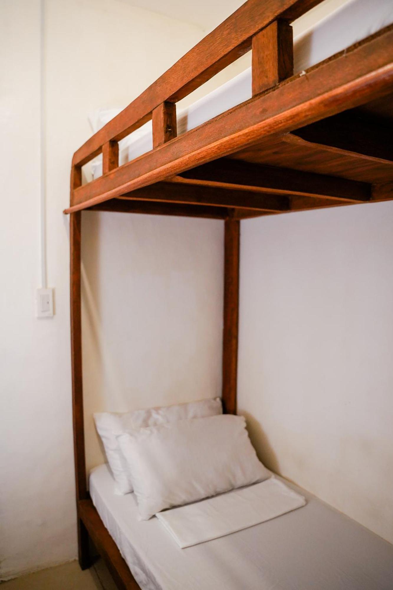 Yes Surf Siargao Hostel เจเนอรัลลูนา ภายนอก รูปภาพ