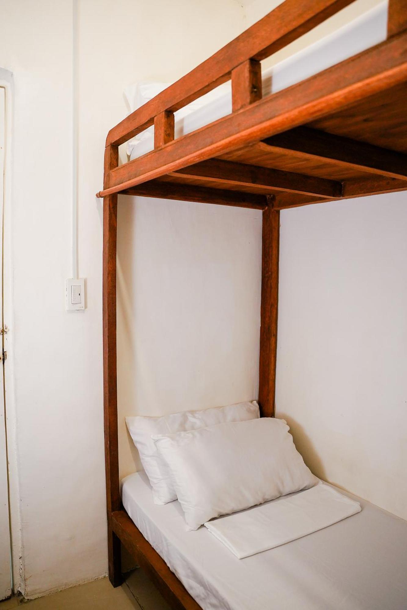 Yes Surf Siargao Hostel เจเนอรัลลูนา ภายนอก รูปภาพ