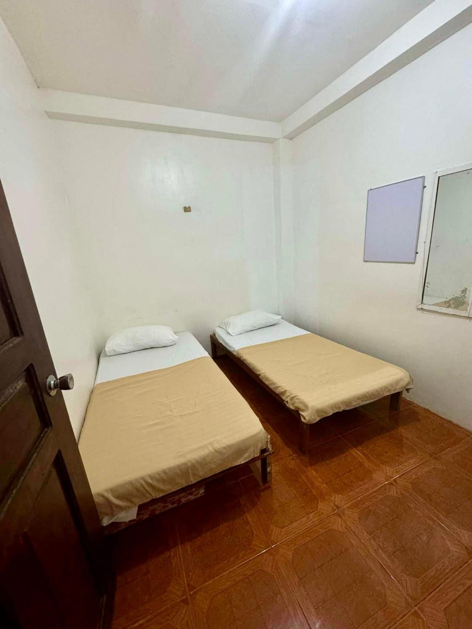 Yes Surf Siargao Hostel เจเนอรัลลูนา ภายนอก รูปภาพ